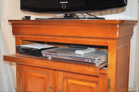 Meuble d' appoint de qualit 2 portes 40 Champigny (51)