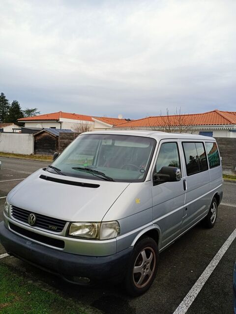 Volkswagen MULTIVAN Multivan TDI 102 Trendline 2001 occasion Biscarrosse 40600