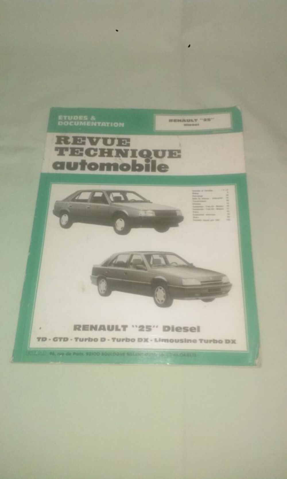 Revue technique R 25 Livres et BD