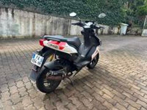 APRILIA 2018 occasion 78860 Saint-Nom-la-Bret&egrave;che