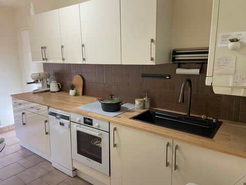 Cuisine beige tout quipe 800 Nice (06)