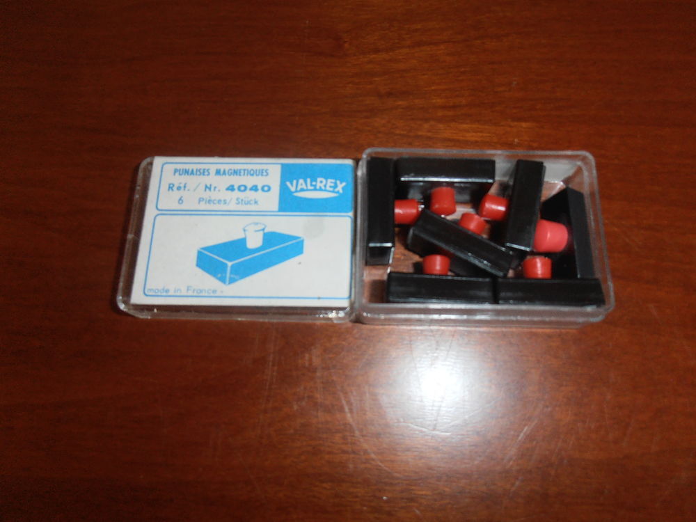 Punaises magn&eacute;tiques (28a) Bricolage
