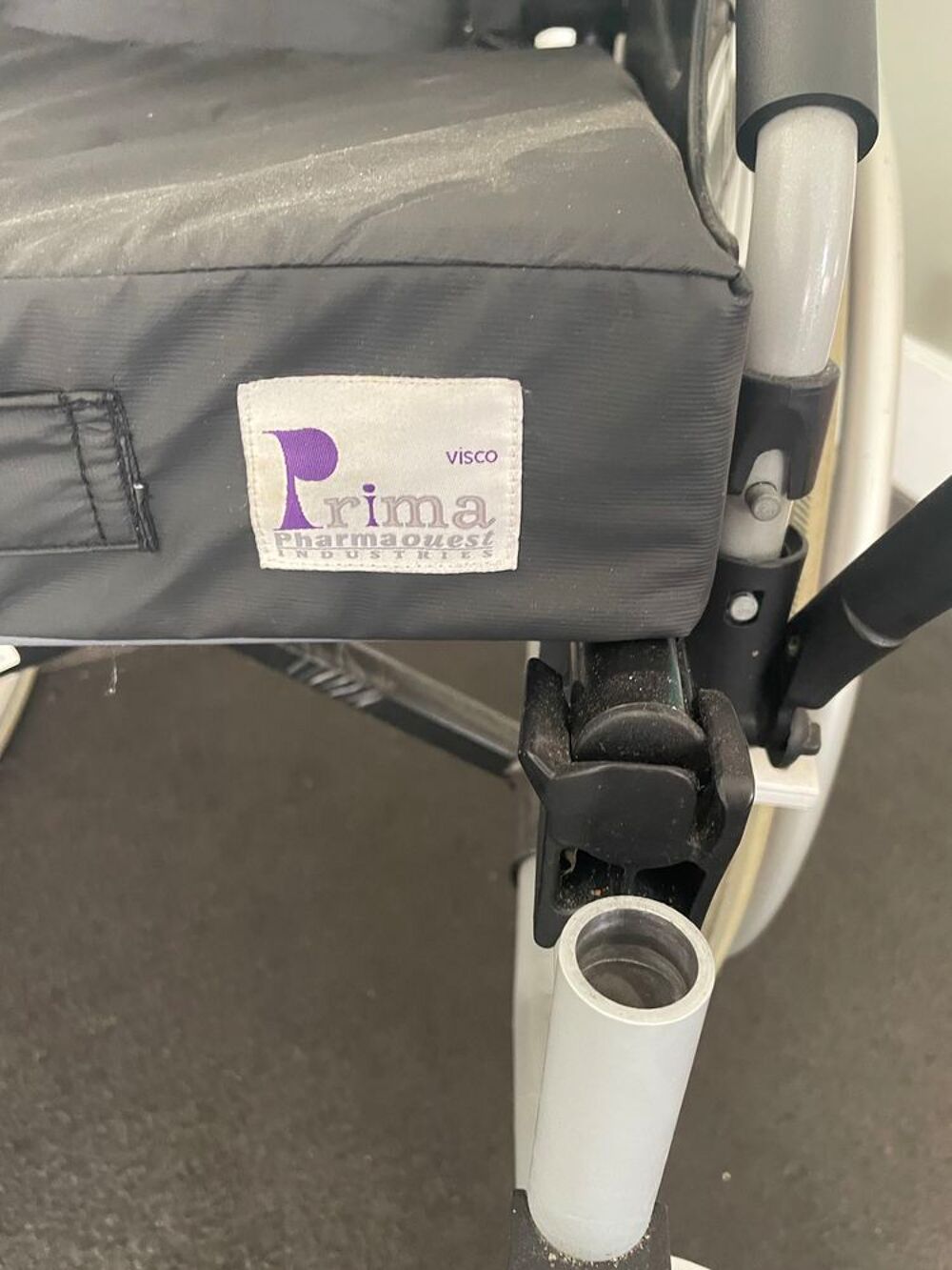 Fauteuil roulant &agrave; vendre Electroménager