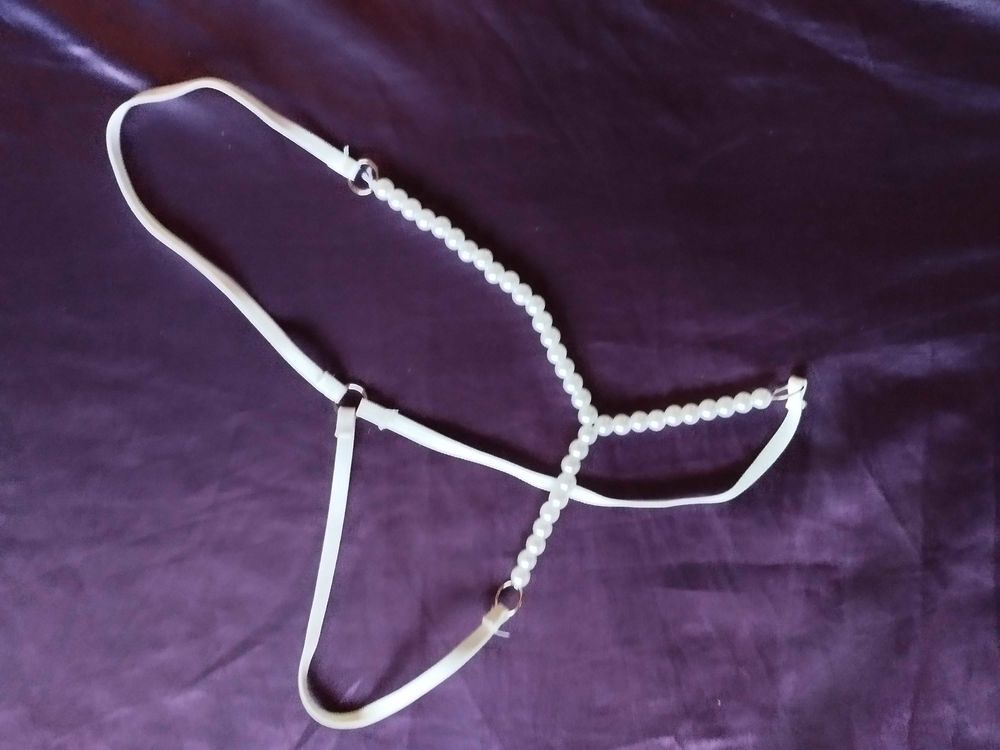 deux string perles exclusive Vtements