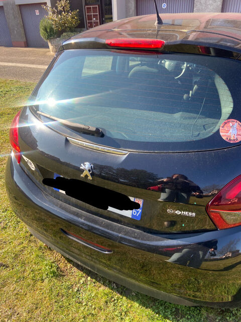 Peugeot 208 1.0 VTi 68ch BVM5 Access 2015 occasion Ostwald 67540