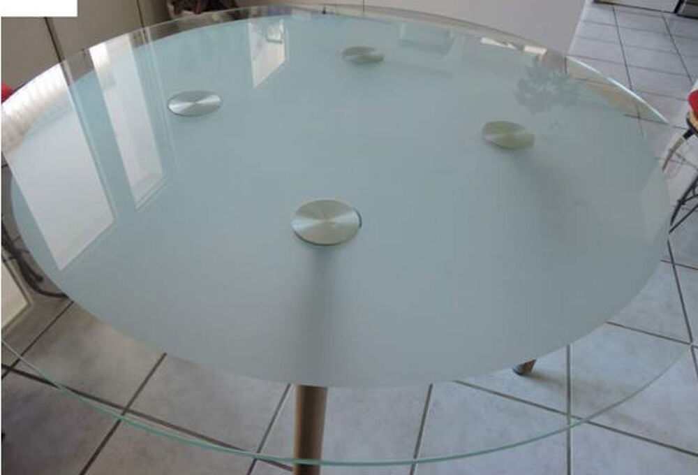 Table ronde en verre Meubles