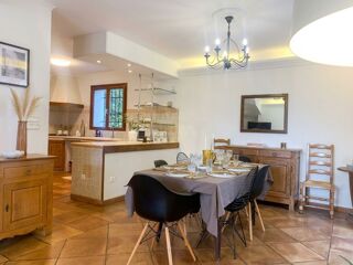 Vente Maison Spacieuse Villa 164m² + T2 indépendant 35m² + Terrain 1687m² Roquefort-les-pins