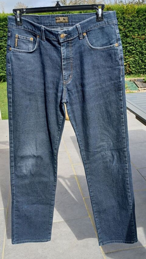 JEAN BLEU MARINE HOMME 17 Nevers (58)