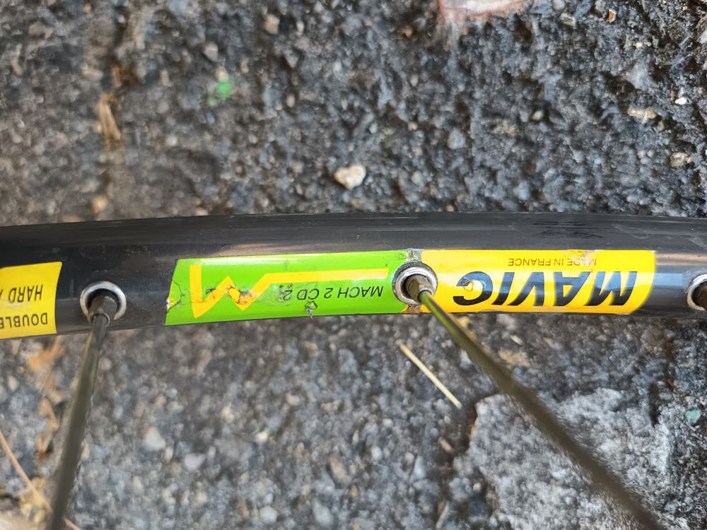 roue course 700 a boyau MAVIC Vélos