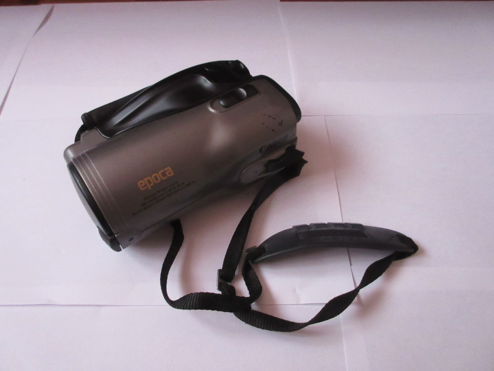 Appareil photo CANON EPOCA
Photos/Video/TV