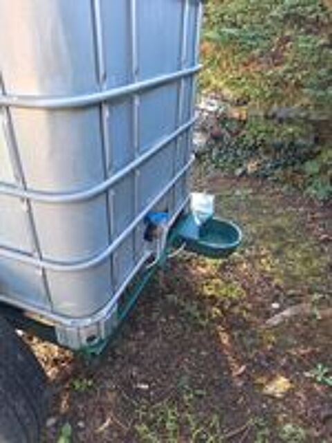   TONNE A EAU 