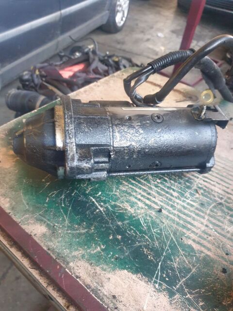 Pi&egrave;ces et &eacute;quipements Voiture Pi&egrave;ces et &eacute;quipements Voiture  occasion Maisons-Alfort 94700