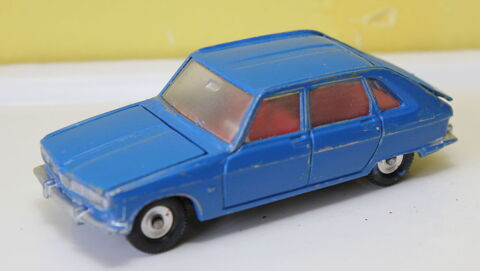 Dinky Renault R 16 15 Issy-les-Moulineaux (92)