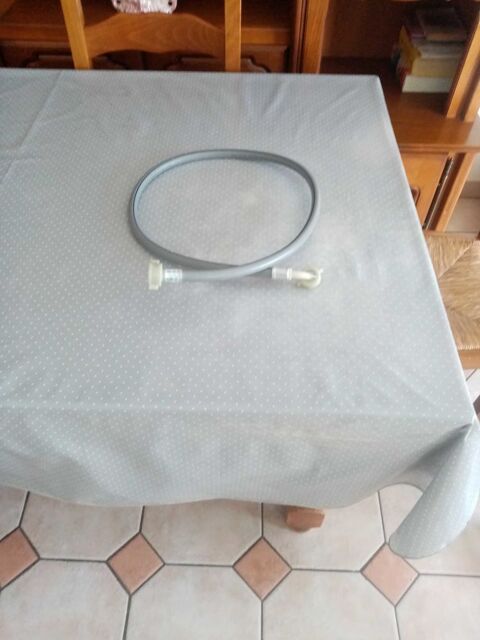 tuyau d'arriv�e d'eau froide lave linge 10 Herblay (95)
