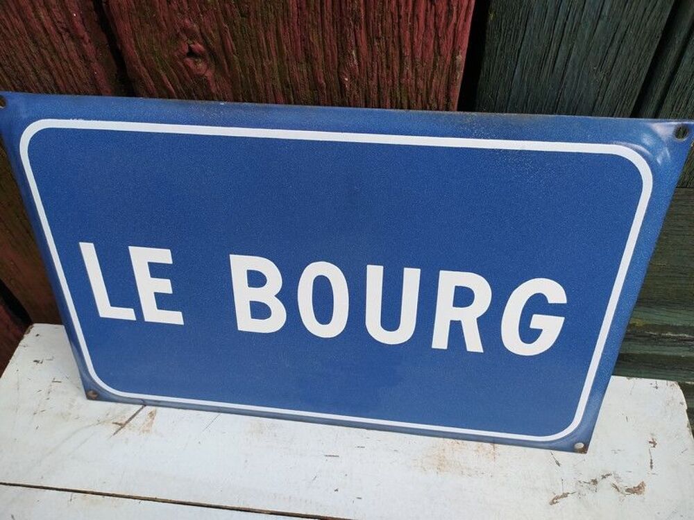 Plaque de Rue &Eacute;maill&eacute;e Le Bourg 
