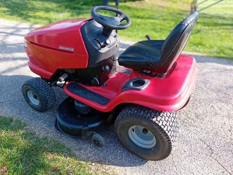 
TRACTEUR TONDEUSE 
1000 46000 Cahors