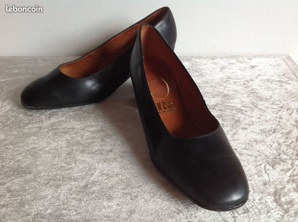 ESCARPINS PARISIA EN CUIR NOIR Envoi Possible Chaussures