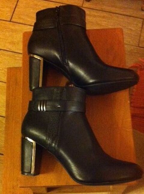 Bottines de luxe taupes, neuves 40/41 40 Gravon (77)