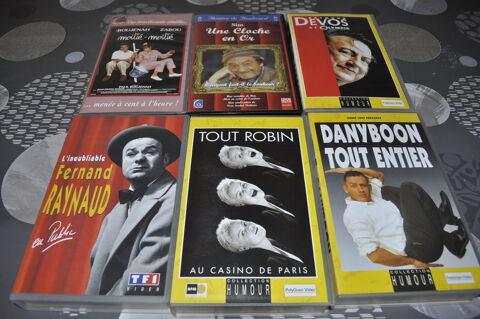 Lot de vidos avec entre autre  Dany Boon  5 Perreuil (71)