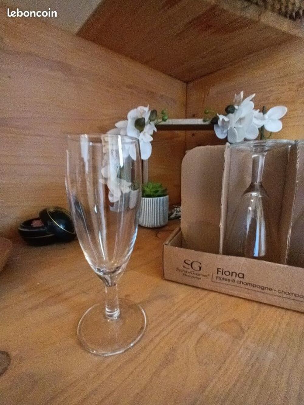 10 flutes neuves Cuisine