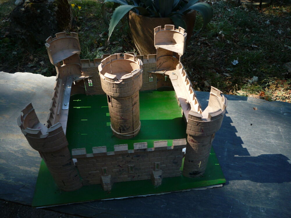 Maquette ch&acirc;teau fort 