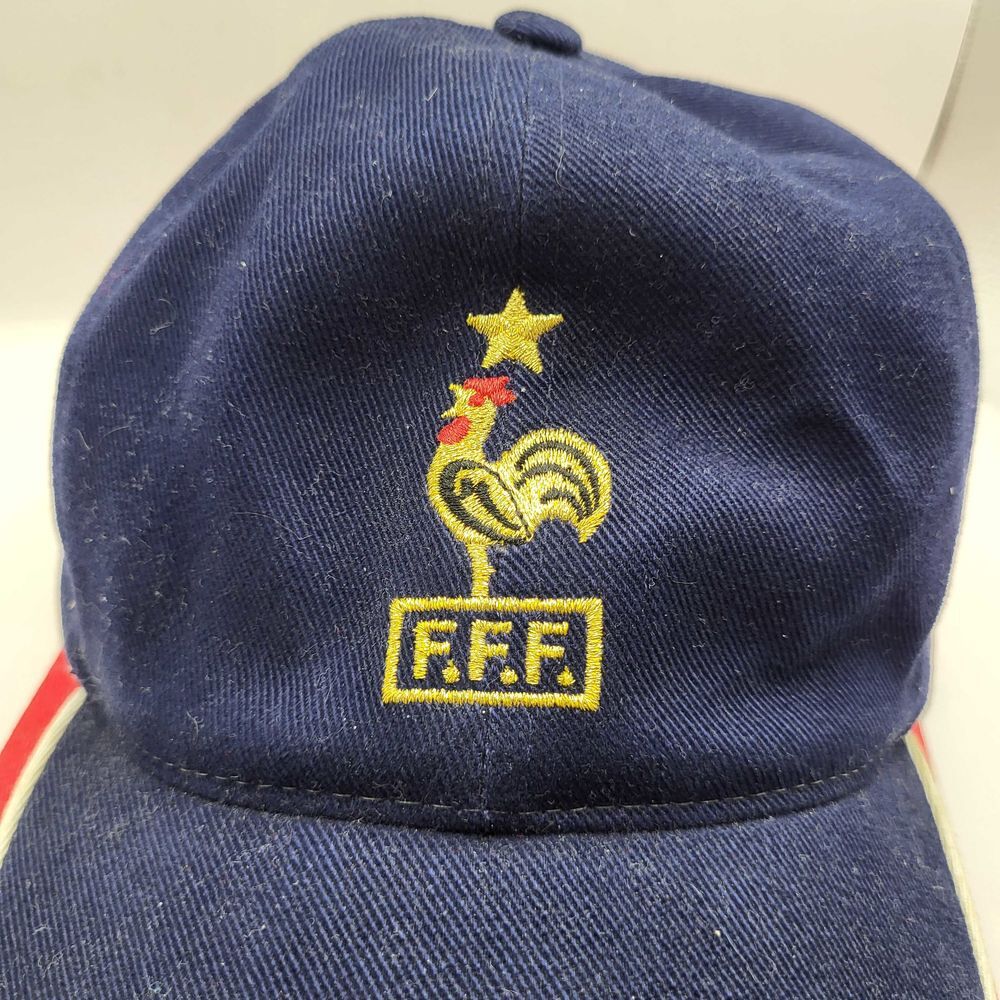 Casquette FFF Equipe de France 2004 Vintage Officielle Bleu Rouge Football Brod&eacute;e Sports