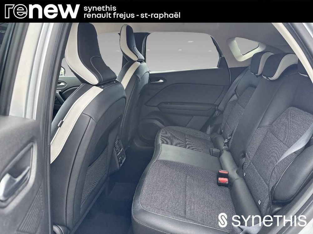 Captur E-Tech 145 - 21 Intens 2022 occasion 83600 Fr&eacute;jus