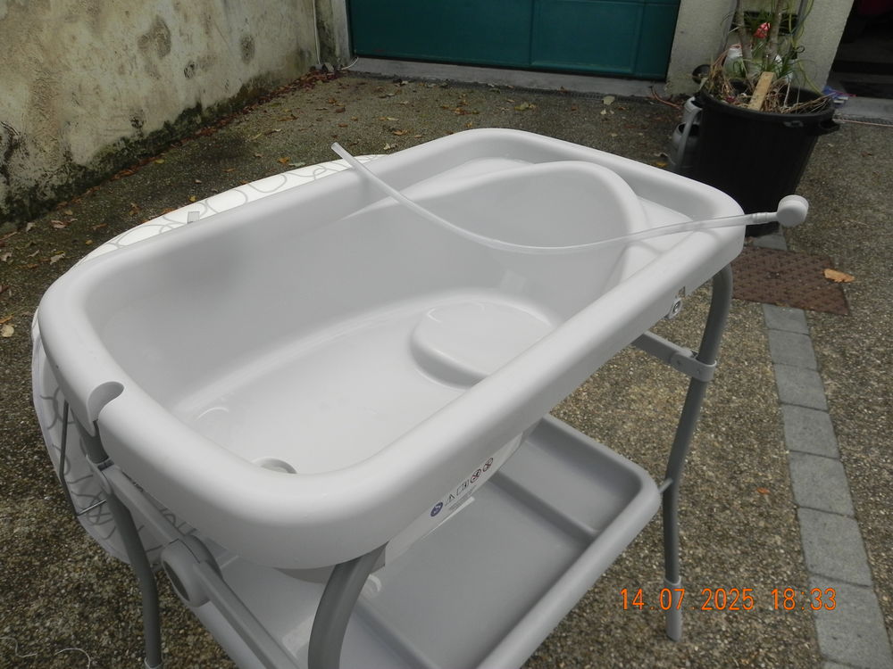 meuble change bain b&eacute;b&eacute; Mobilier enfants