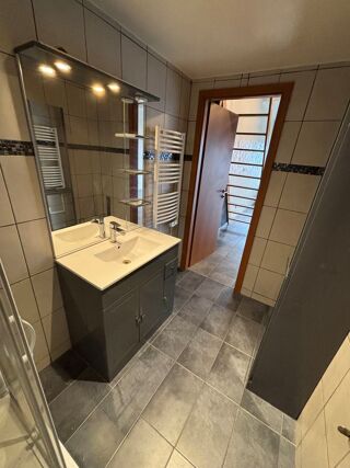  Appartement à louer 2 pièces 47 m² Richemont