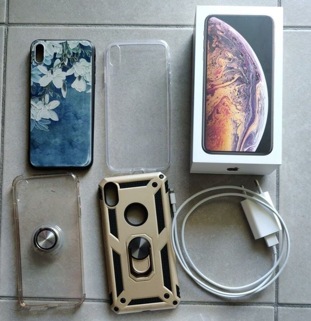 iPhone XS Max 64 Go Or Téléphones et tablettes