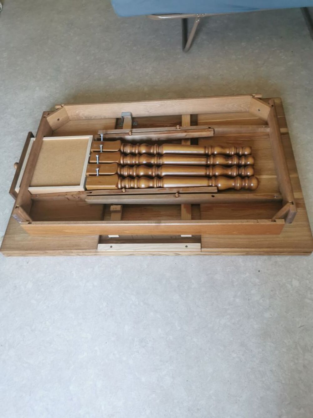 Table 2 rallonges tiroir bois et 6 chaises Meubles