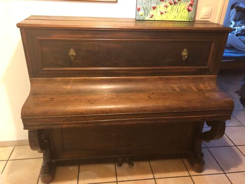 Piano droit HUGH 0 Saint-Martin-de-Crau (13)