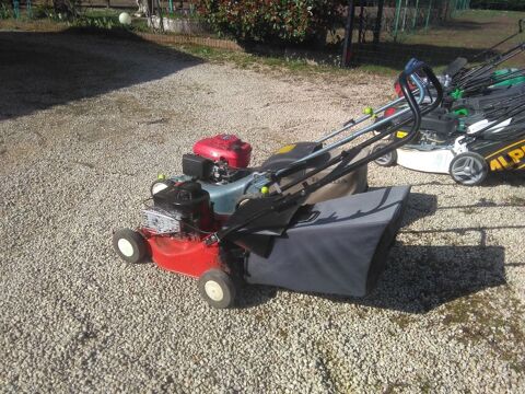 tondeuses  thermique non tracte 80 Ouzilly (86)