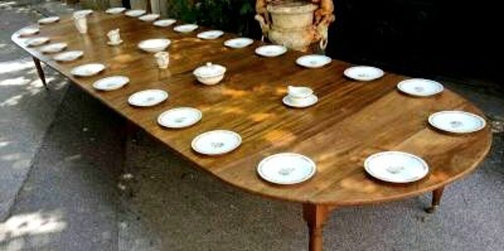 Table ancienne 8 pieds Meubles