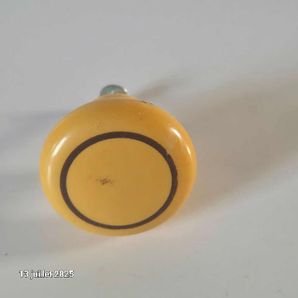 Bouton de tiroir des ann&eacute;es 75-80 Bricolage