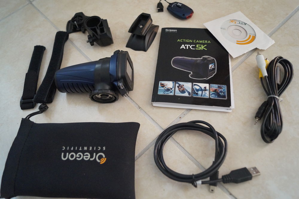 CAMERA EMBARQUEE Photos/Video/TV