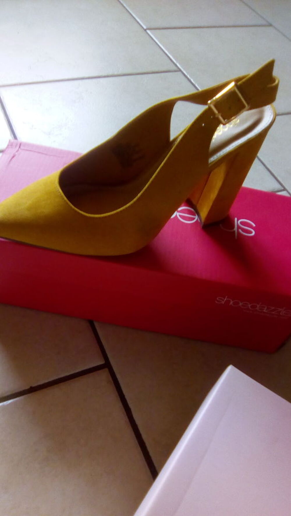 Neuf deux paires pointure 37 Chaussures