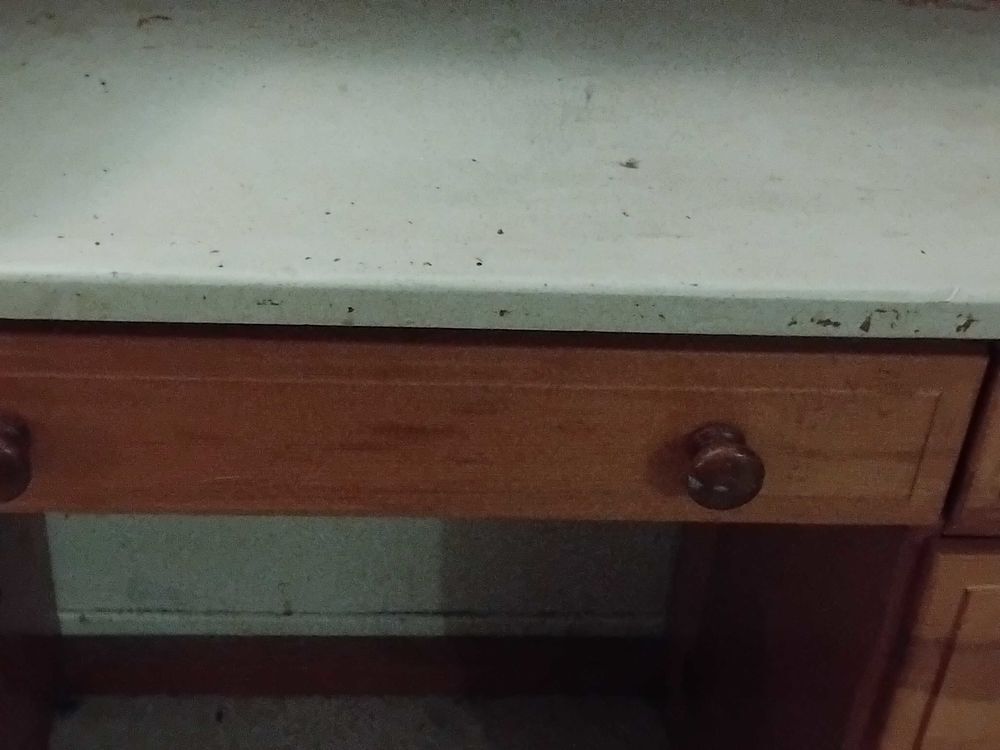 Bureau en bois fermoir accord&eacute;on Meubles