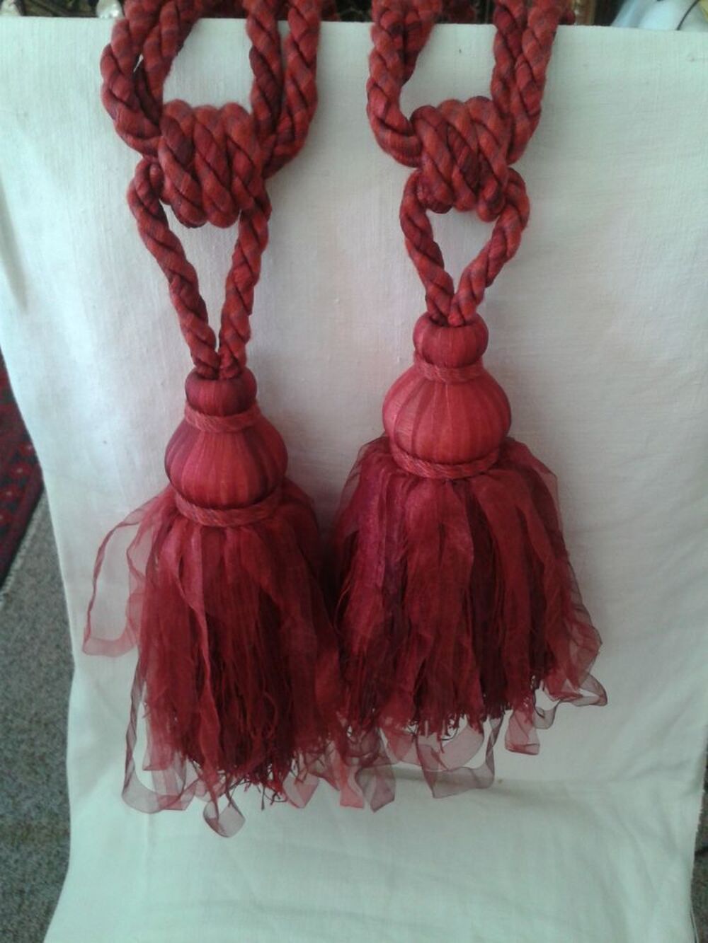 Paire d'embases cabl&eacute;es neuves de couleur bordeaux Dcoration