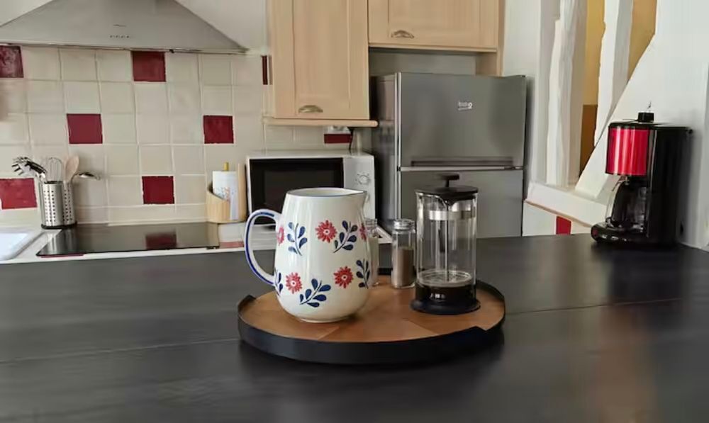 Location Appartement Superbe T2 meublé 38 m²  Rue Albert Thomas Paris 10e Paris 10