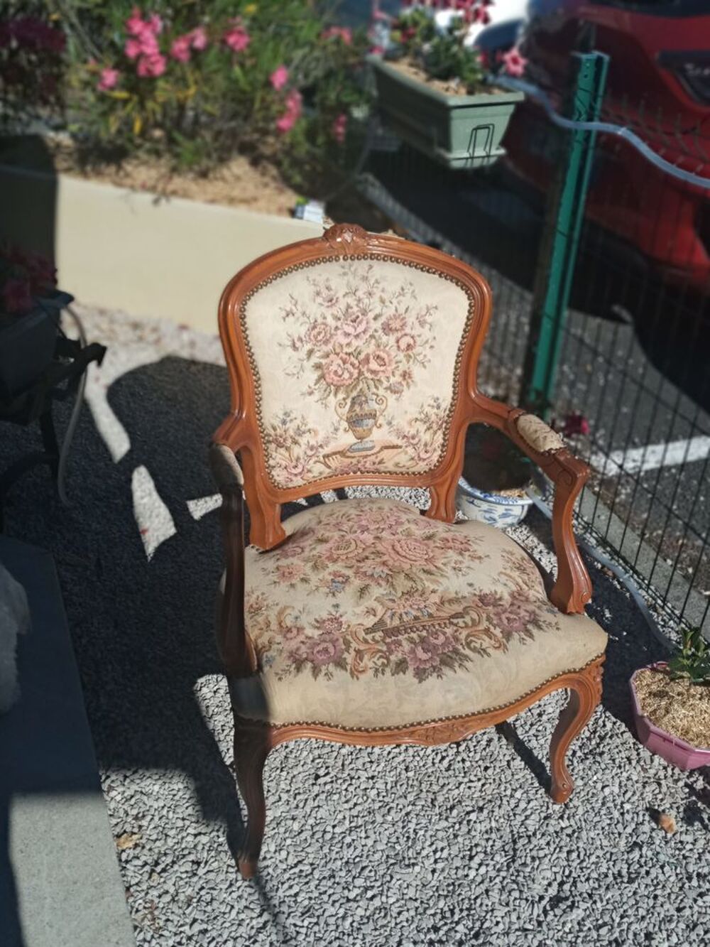 Fauteuil Louis XV. Meubles