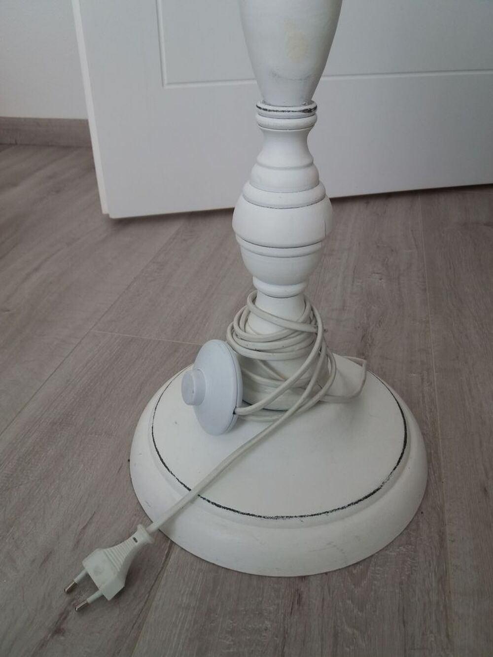 Pied d abat jour bois blanc Décoration