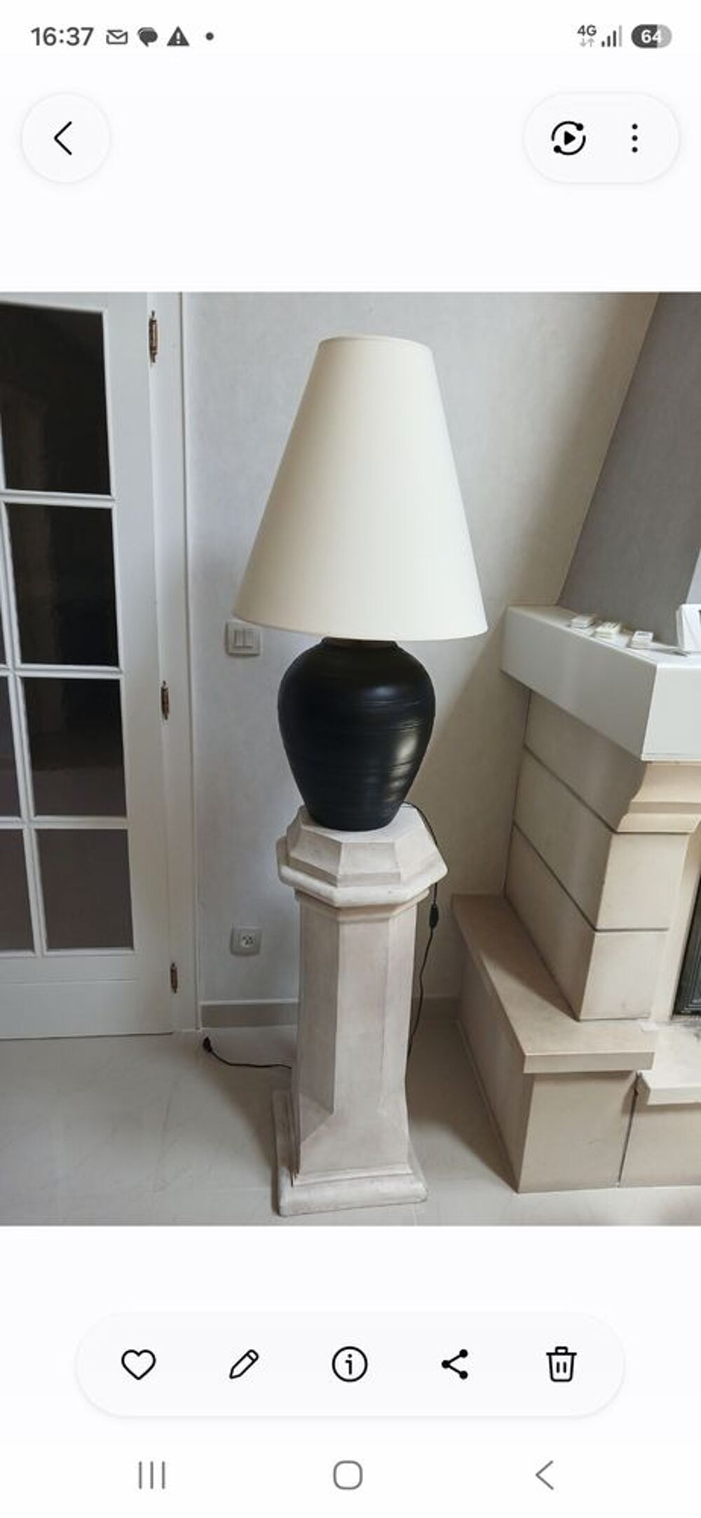 Grande lampe style asiatique pr&egrave;s de Thionville. Décoration