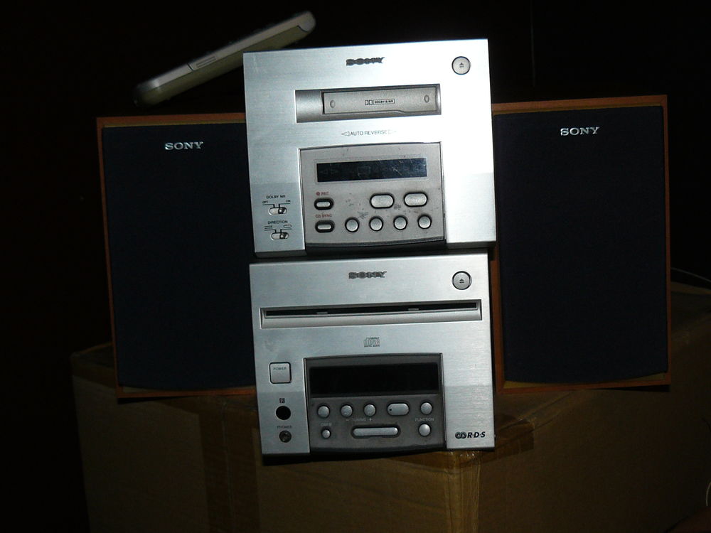 Sony Hi-Fi Stereo HCD-101 CD &amp; radio + cassette TC-TX101 pla Audio et hifi