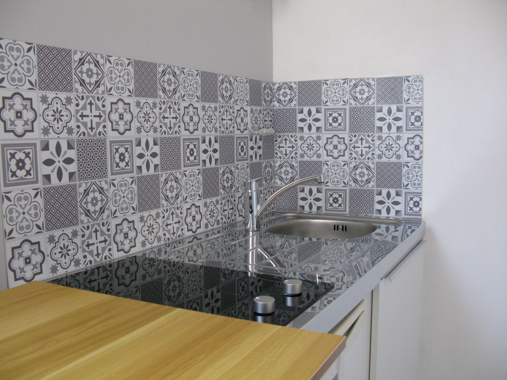Location Appartement (nue) : studio 22 m² Colombes (92) : 840 € CC Colombes