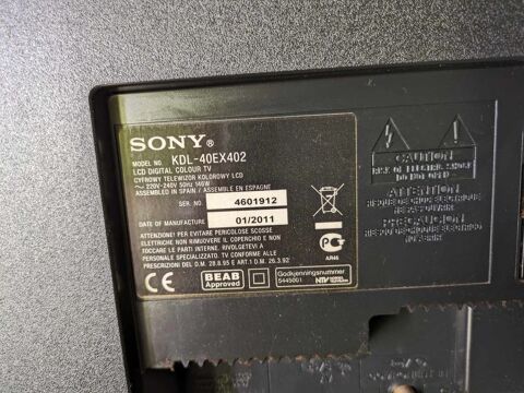 Tlvision LCD SONY
Dimension  Diagonale 102cm . 150 Belleville (69)