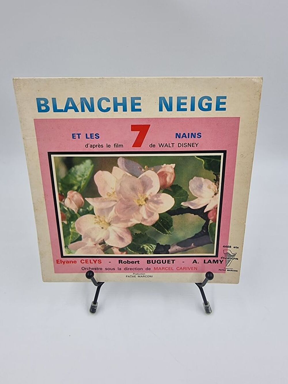 Vinyle 45 tours Blanche Neige et les 7 Nains (Walt Disney).. CD et vinyles