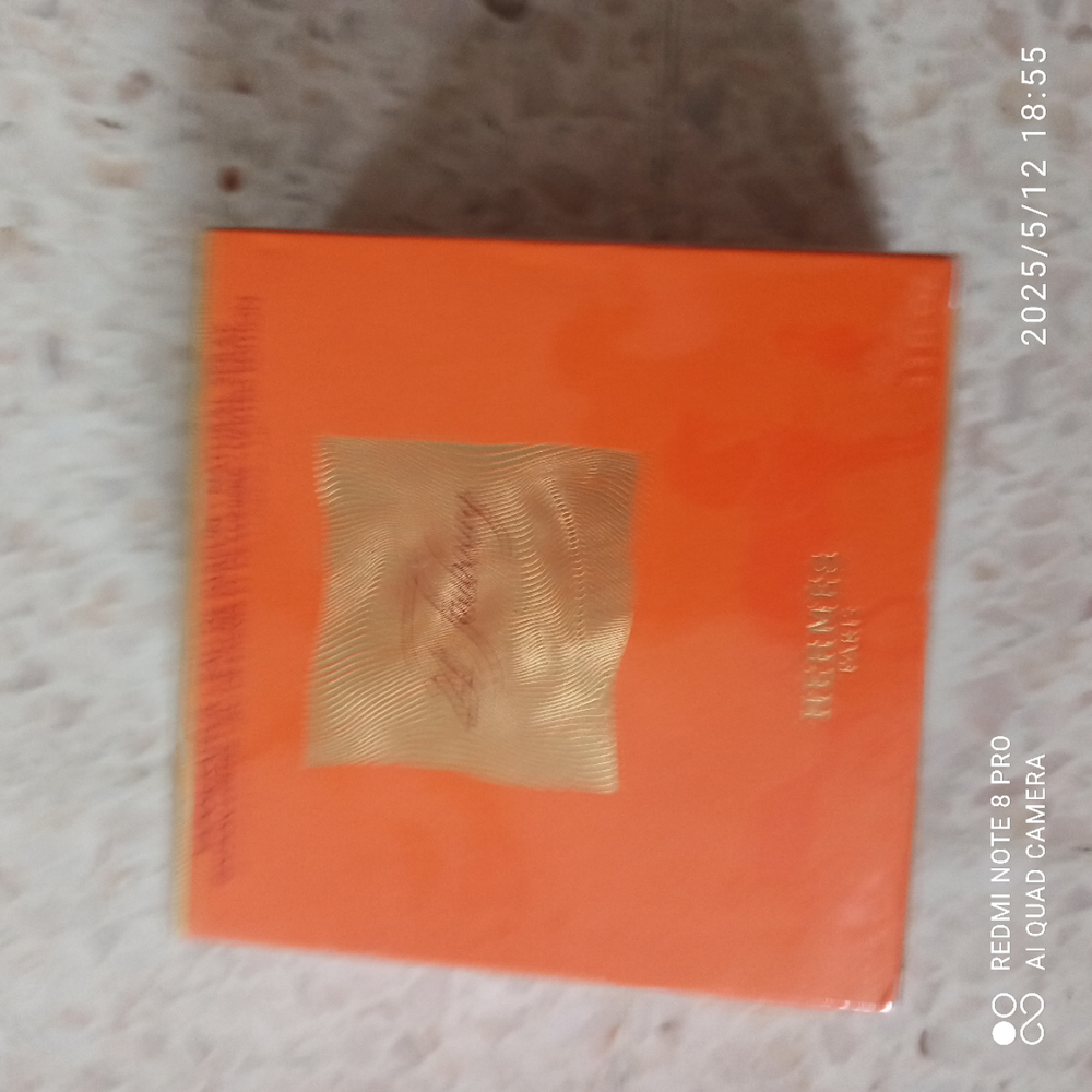 vaporisateur Faubourg st honor&eacute; Bijoux et montres