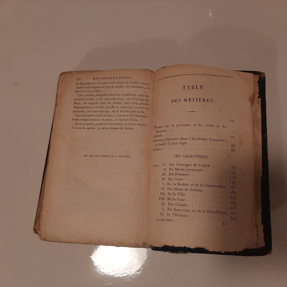 Livres anciens originale rare des istore des France. 