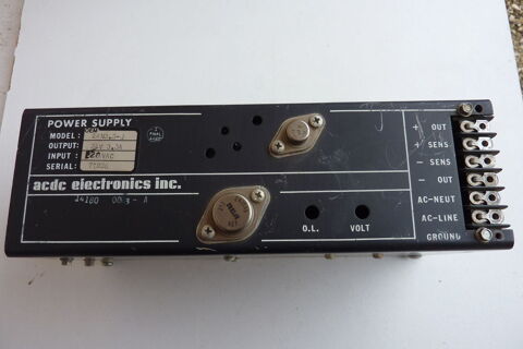 Alimentation stabilis�e 24 V / 3.3 A 20 Cusy (74)